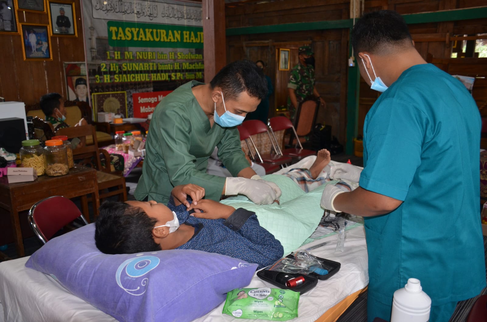 Bakti Sosial,  TNI Salatiga Laksanakan Pengobatan Gratis Dan Khitanan Massal